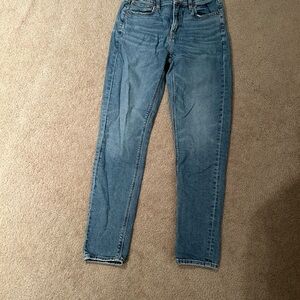 Women’s 90s skinny jeans